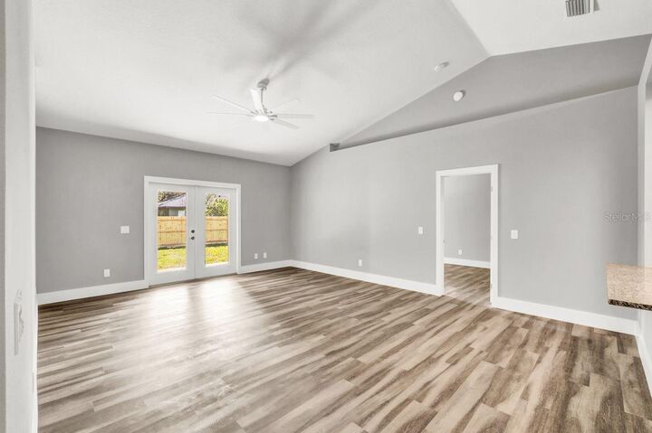 Property Photo: 570 E 5th Street FL 32766