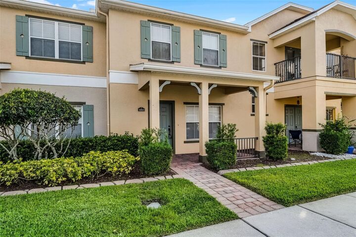 Property Photo:  16064 Old Ash Loop  FL 32828