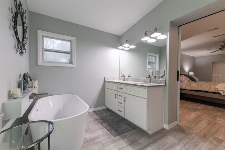 Property Photo: 6709 9 Iron Court FL 33544
