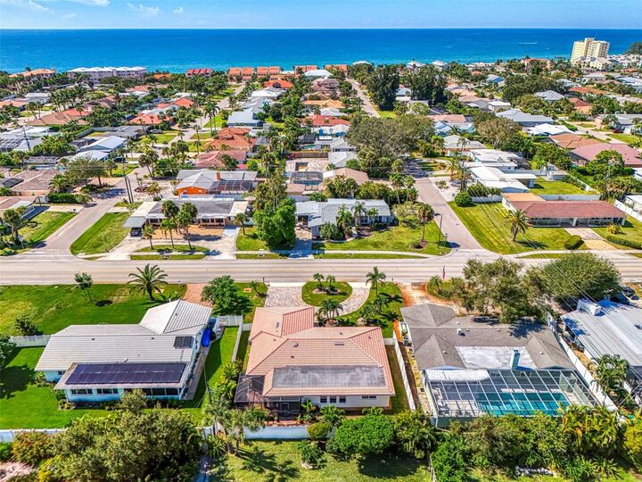 Property Photo:  829 Harbor Drive S  FL 34285