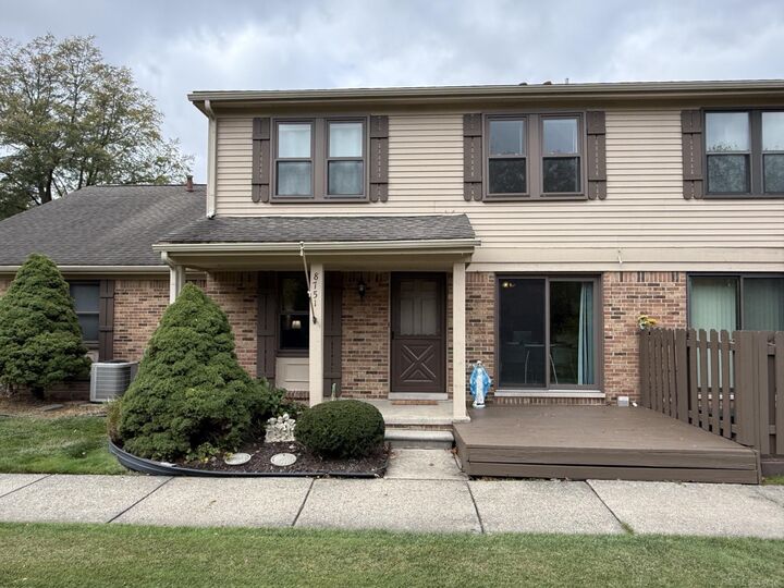 Property Photo:  8751 Forest Court  MI 48093