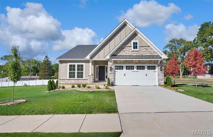 9404 Gates Manor Court  Sunset Hills MO 63126 photo