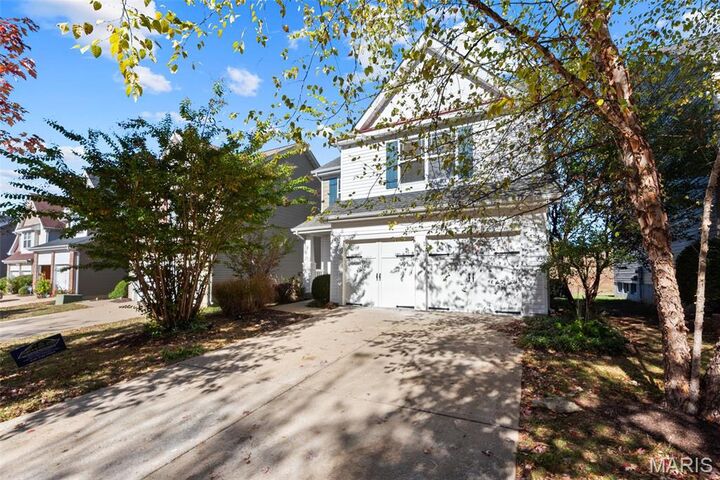 Property Photo:  427 Parkgate Drive  MO 63367