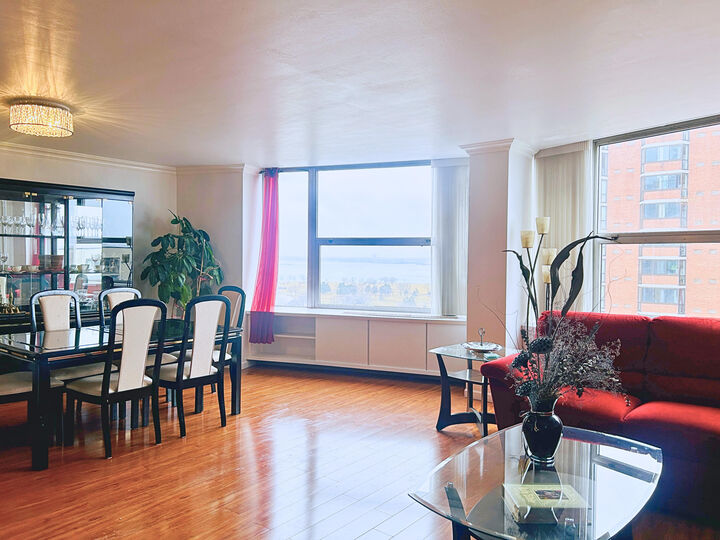 Property Photo:  1610 N Prospect Ave 903  WI 53202 