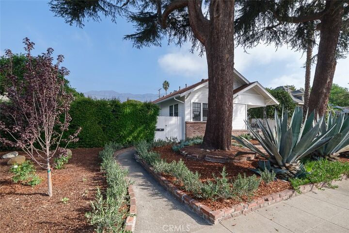 Property Photo:  239 W Palm  CA 91016