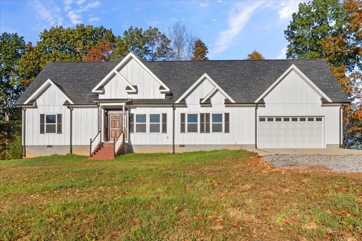 Property Photo: 975 Weakley Creek Road TN 38464