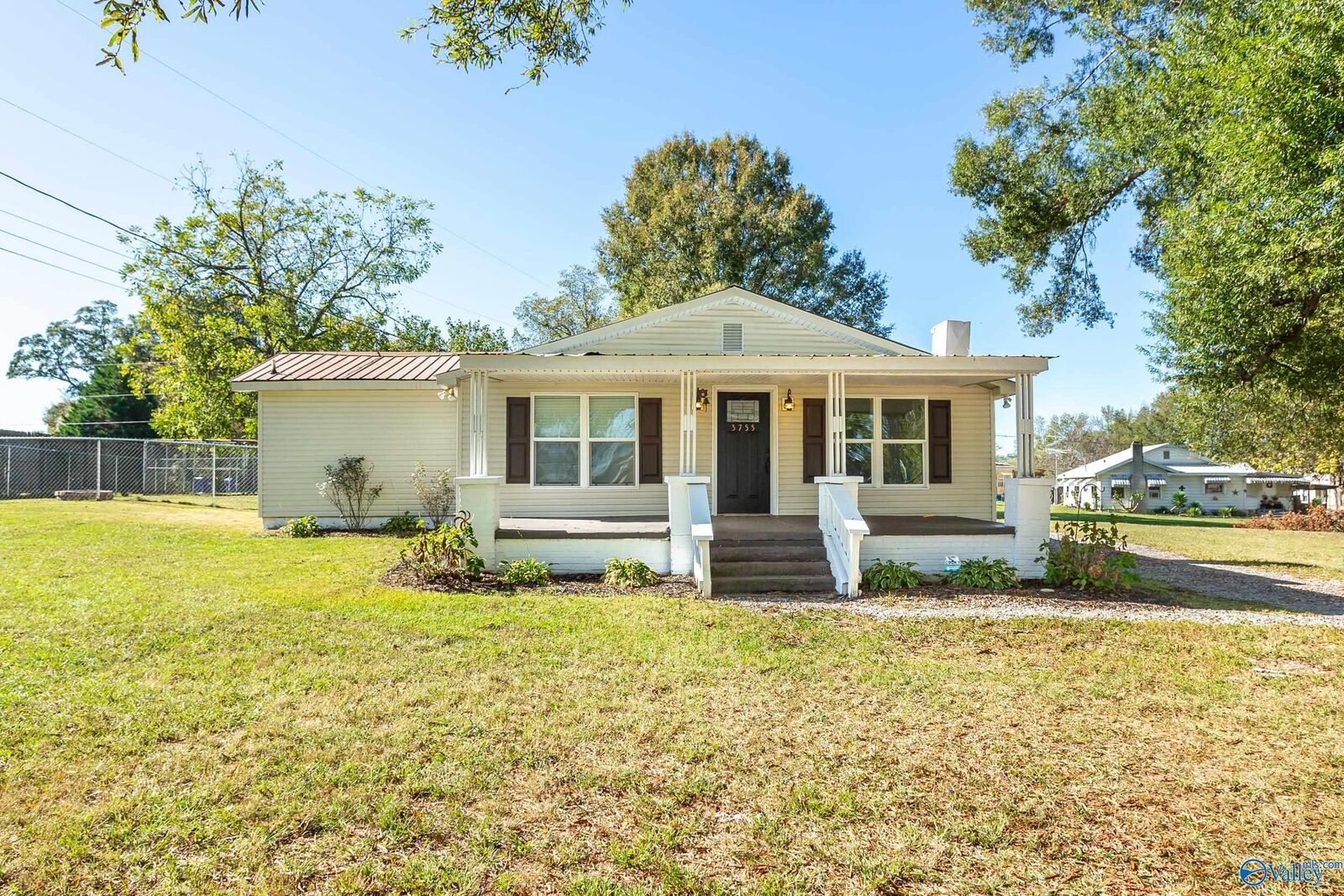 Property Photo:  3755 Old US Hwy 278 E  AL 35903 