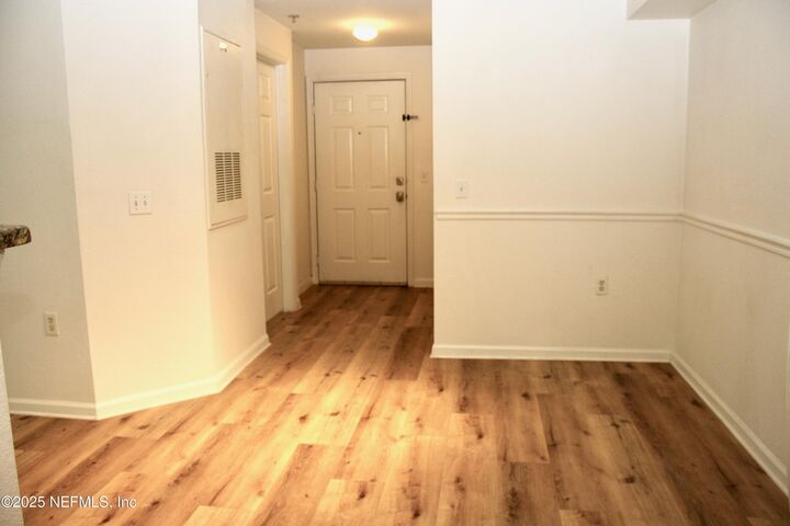 Property Photo: 8550 Touchton Road 616 FL 32216