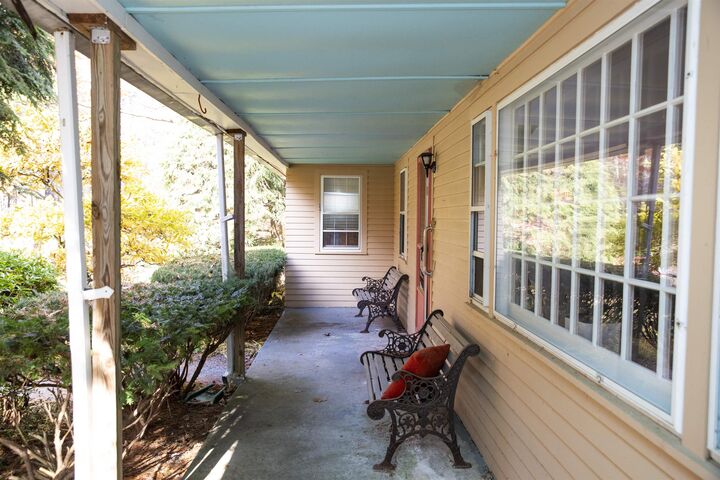 Property Photo: 311 Old Street Road NH 03458