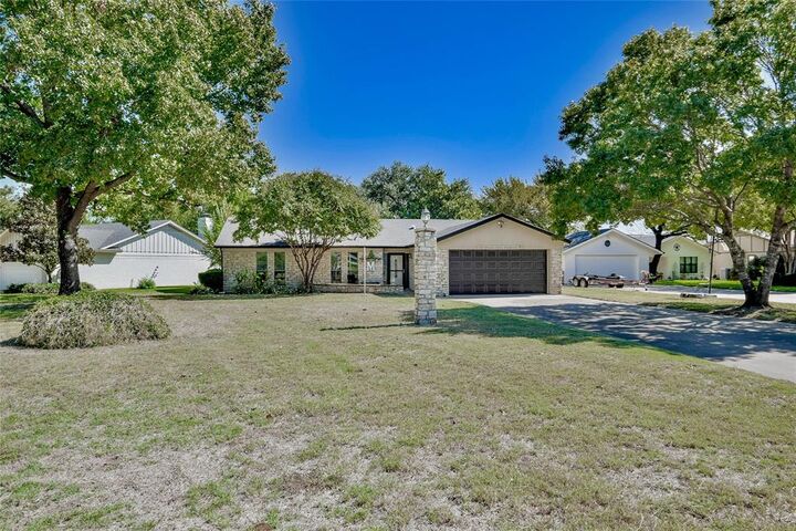 Property Photo:  4200 Bar Harbor Court  TX 76049