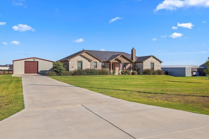 Property Photo:  2375 County Road 4010  TX 76234