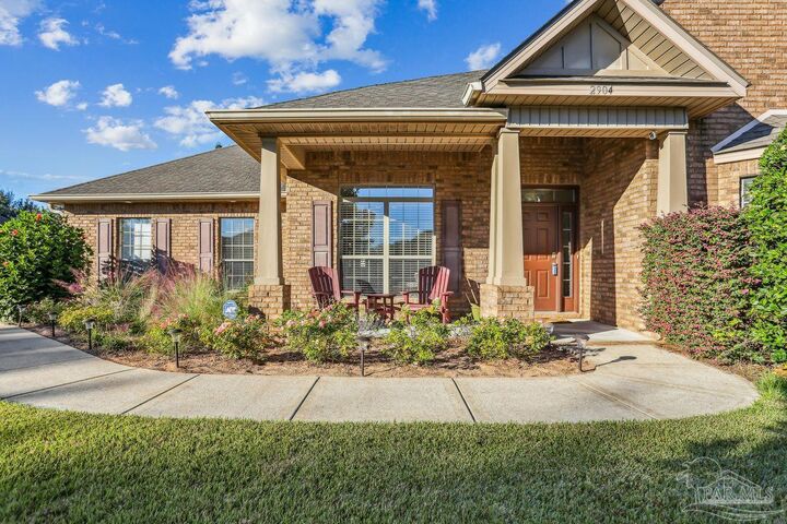 Property Photo:  2904 Sundance Ln  FL 32533 