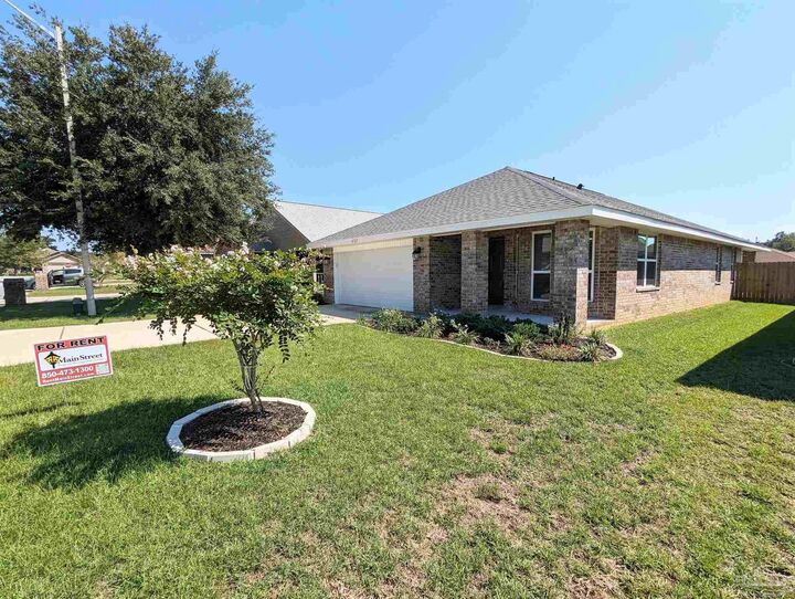 Property Photo:  4723 Frances St  FL 32571
