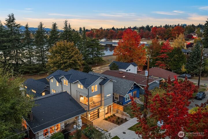 7045  16th Avenue NE B  Seattle WA 98115 photo