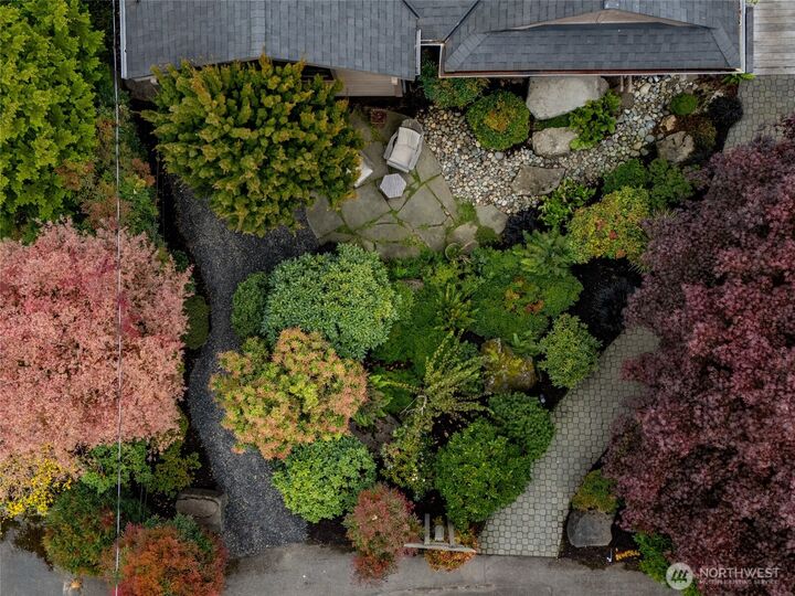 Property Photo:  10606  Durland Avenue NE  WA 98125