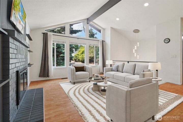 Property Photo: 14602 SE 274th Street WA 98042