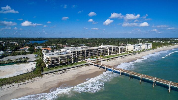 Property Photo:  4800 Jimmy Buffet 314  FL 32963