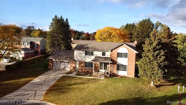 Property Photo:  100 Longford Drive  MI 48309