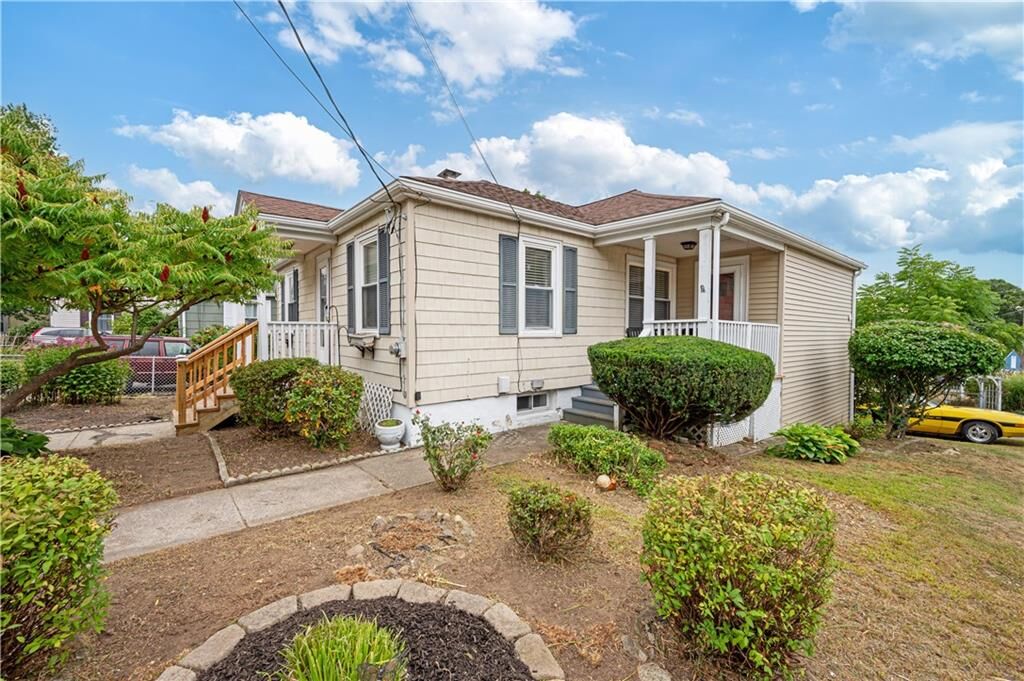 Property Photo:  797 Elm Street  RI 02895