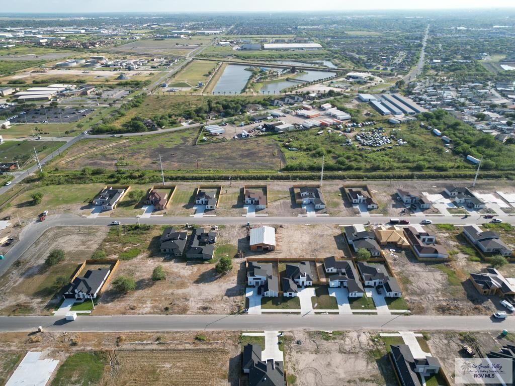 Property Photo: 8 Paseo Cafetos St 8 TX 78526