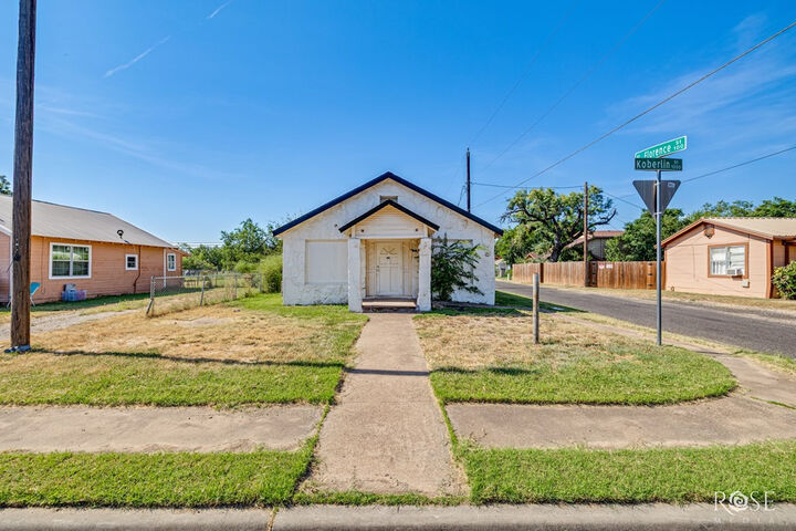 Property Photo:  1201 Koberlin Street  TX 76903 