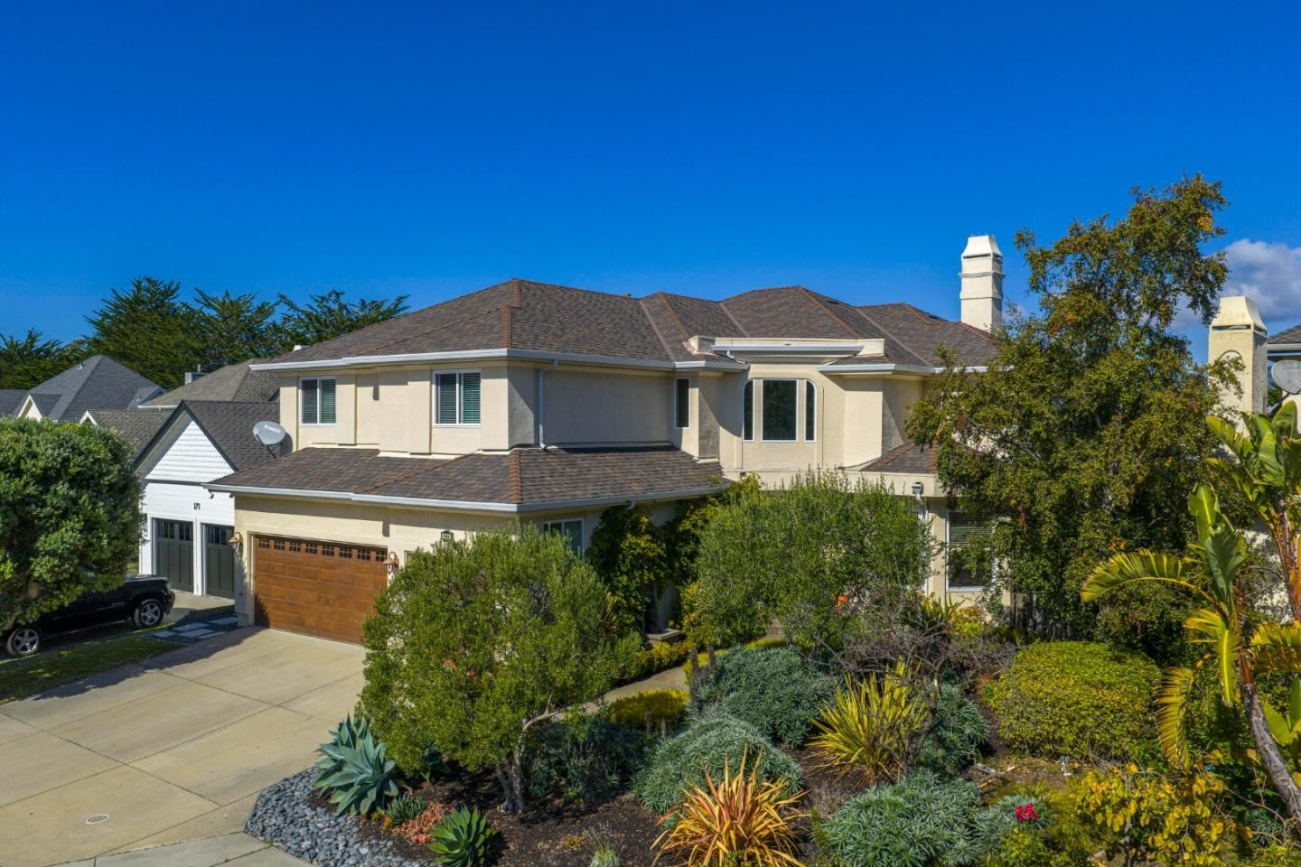Property Photo:  181 Turnberry Road  CA 94019
