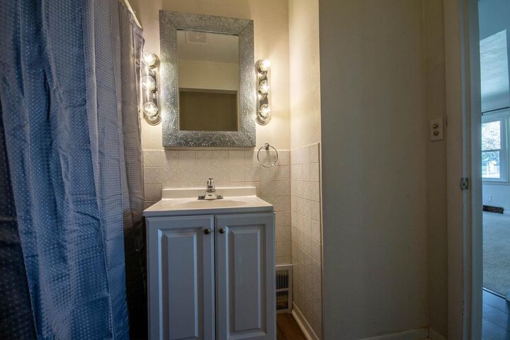 Property Photo:  1412 Craig Avenue  WI 53545 