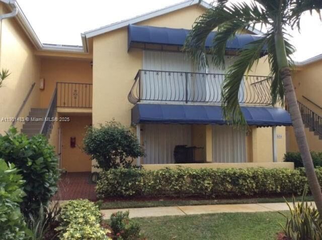Property Photo: 653 Waterside Dr 653 FL 33462