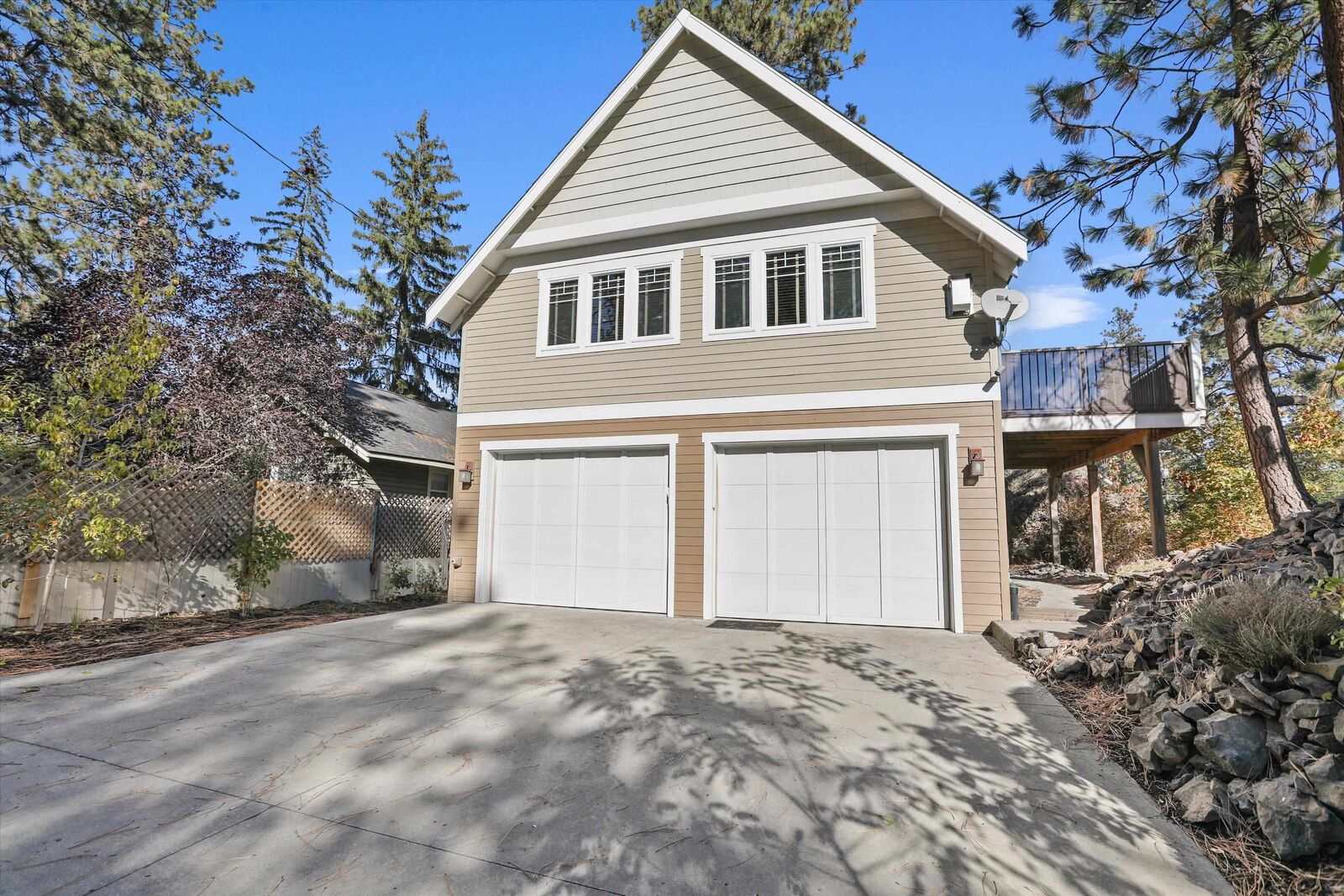 Property Photo: 828 E 8th Ave WA 99202
