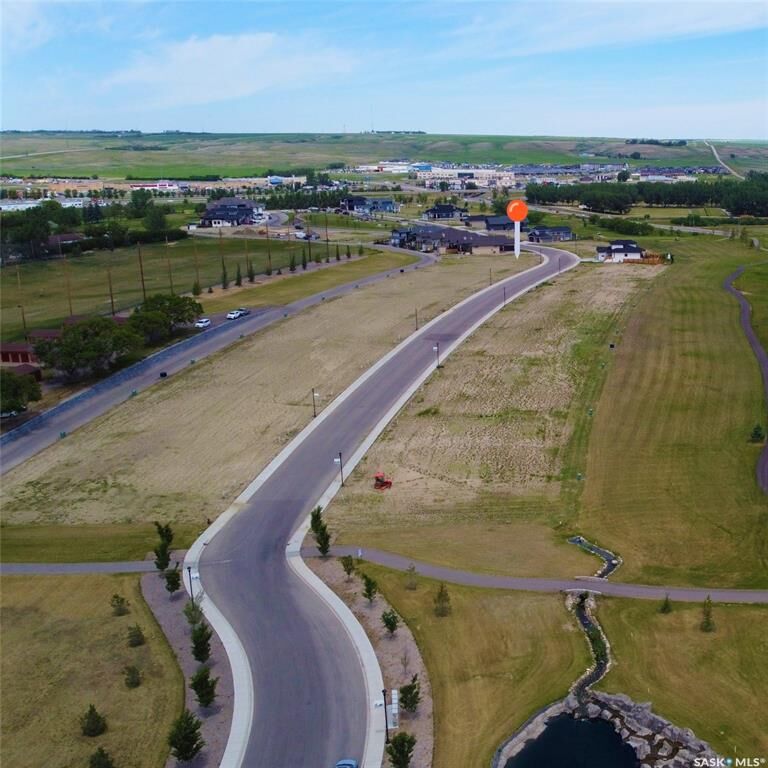 Photo de la propriété:  172 & 176 Cypress Point  SK S9H 5S8 