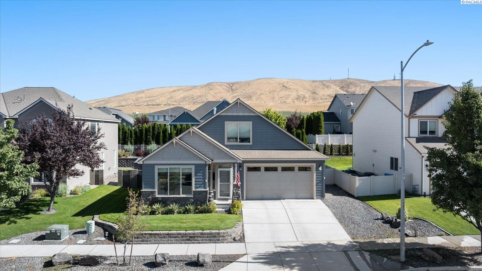 Property Photo:  4356 Corvina St  WA 99352 