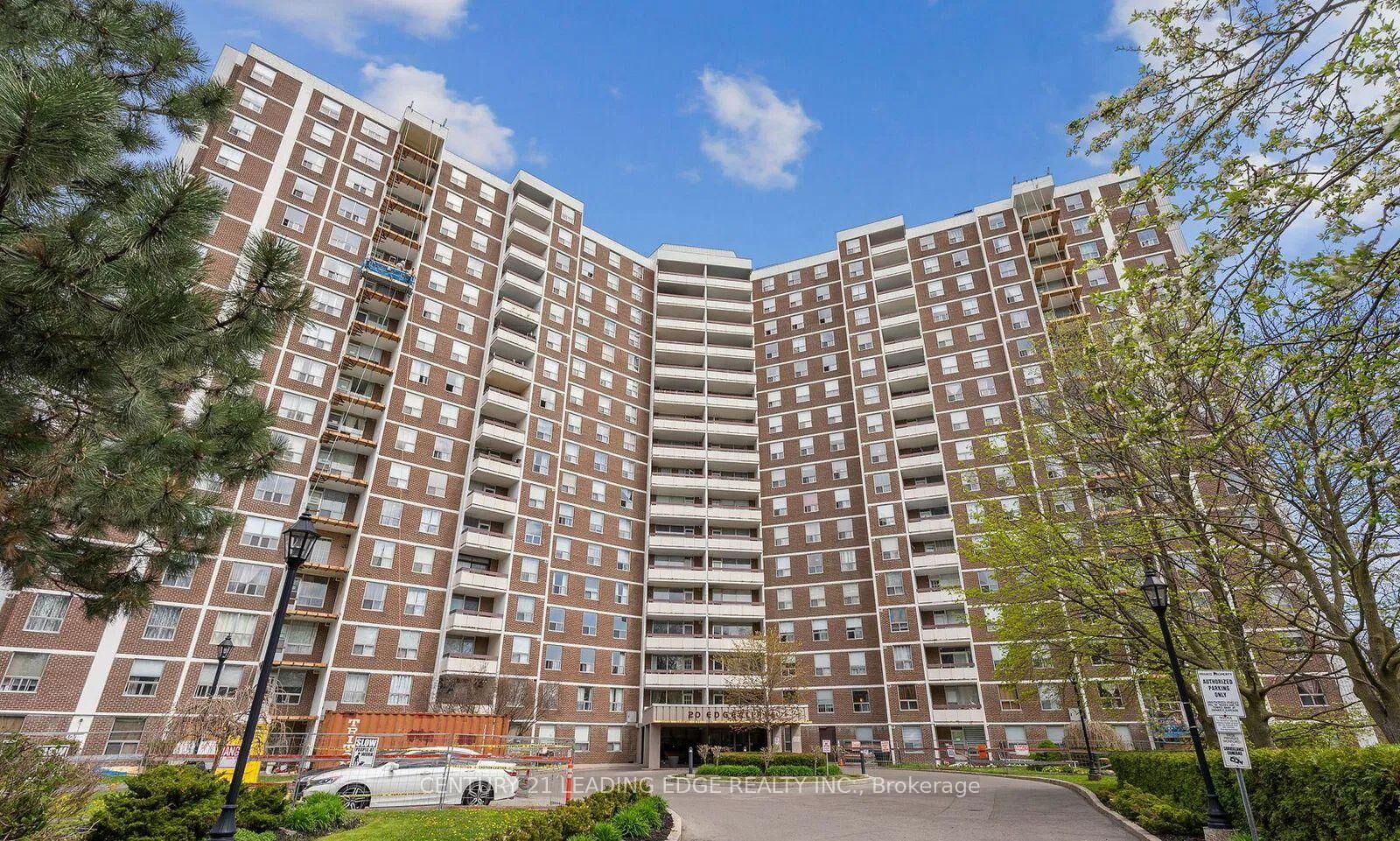 Property Photo:  20 Edgecliff Golfway 509  ON M3C 3A4 