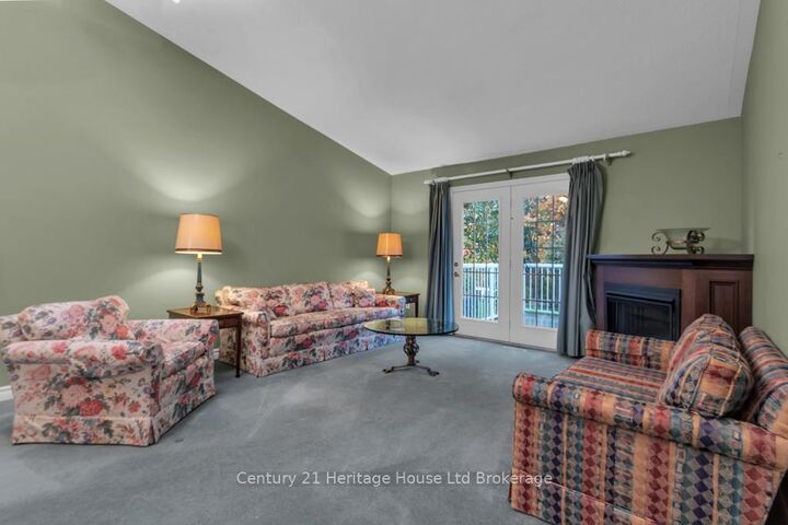 Property Photo:  29 Jackson Court  ON N4G 5R3 