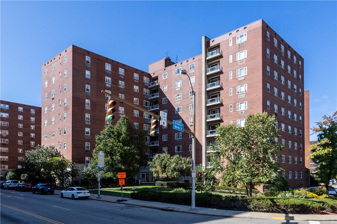 Property Photo: 4625 Fifth Avenue 209 PA 15213