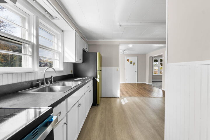 Property Photo:  214 N E Street  MI 49721 