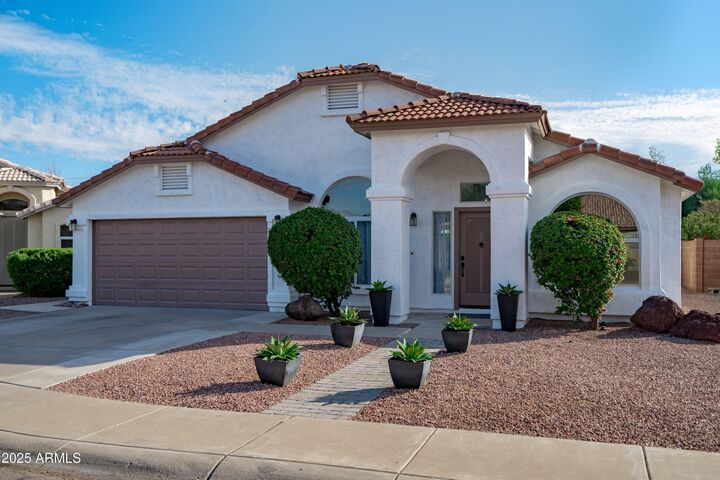 Property Photo:  2833 E Renee Drive  AZ 85050