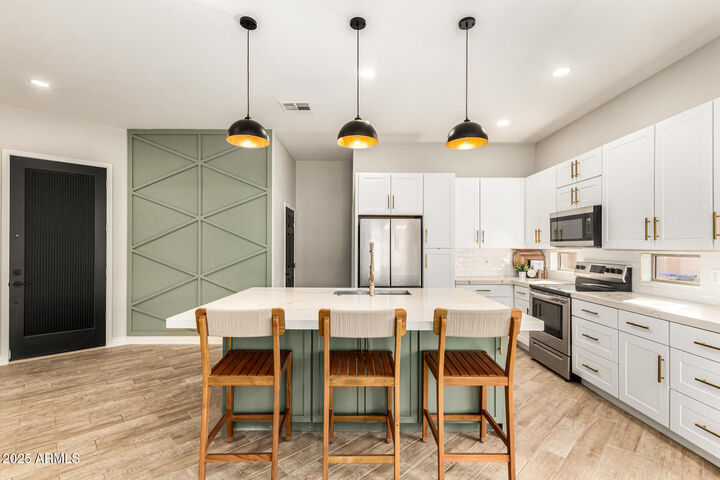 Property Photo:  6862 E San Cristobal Way  AZ 85118 