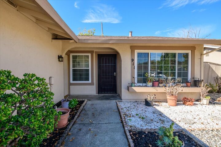 Property Photo:  911 Falcon Drive  CA 94589 