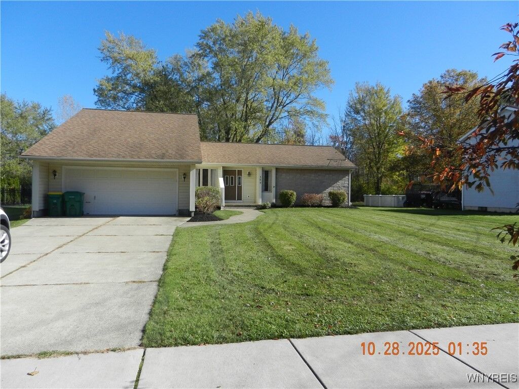 Property Photo:  130 Sunset Drive  NY 14075