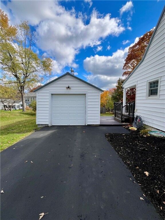 Property Photo:  518 Larchmont Road  NY 14905 