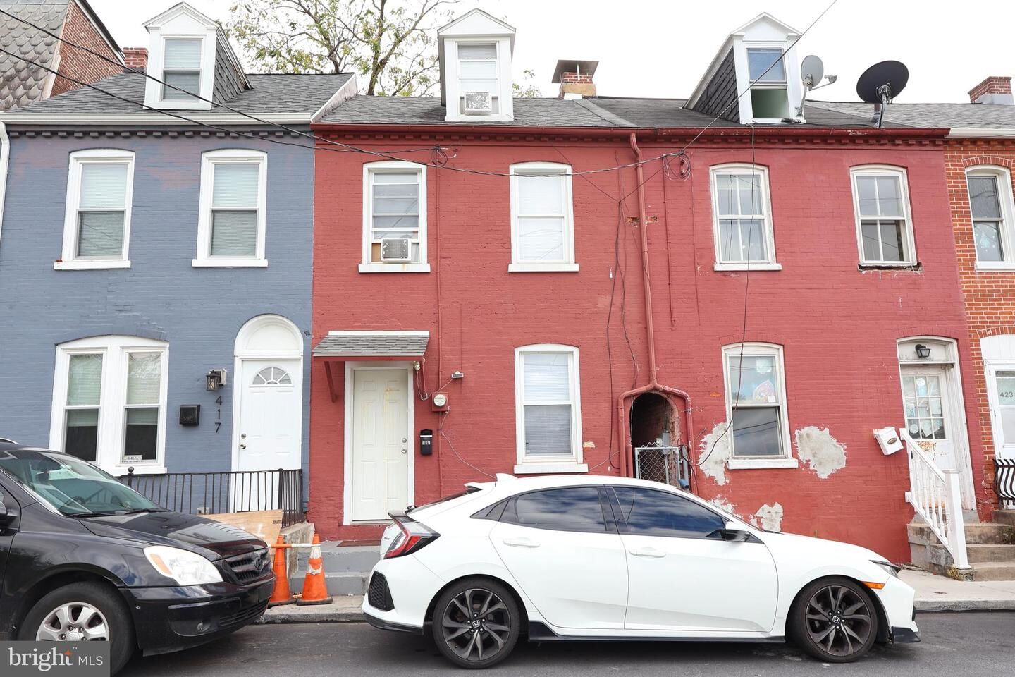 Property Photo:  419 Chester Street  PA 17602