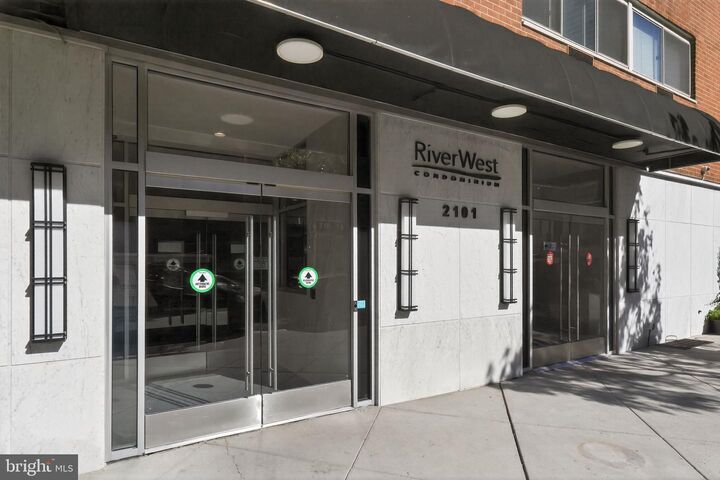 Property Photo:  2101 Chestnut Street 17 1121  PA 19103