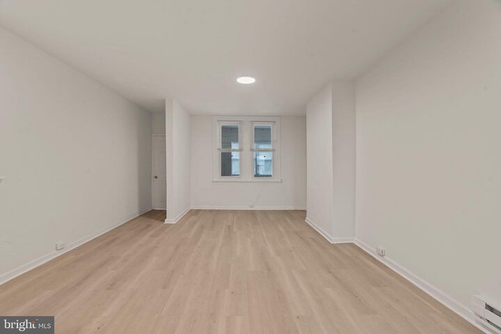 Property Photo:  19 W Seymour Street  PA 19144