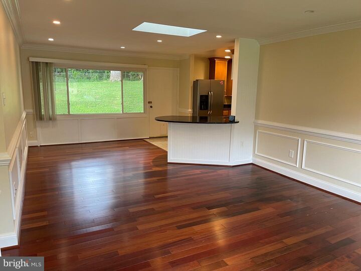Property Photo:  7406 Kelvin Place  VA 22151