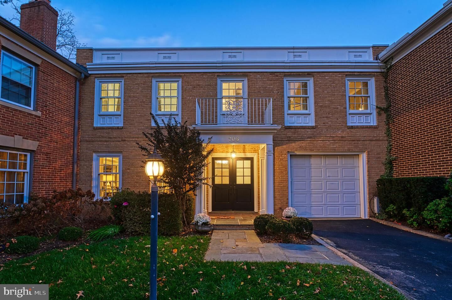 Property Photo: 706 Blueberry Hill Road VA 22101