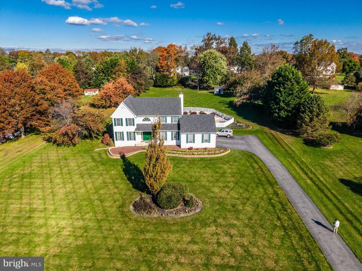 Property Photo:  7 Morningmist Lane  PA 19363