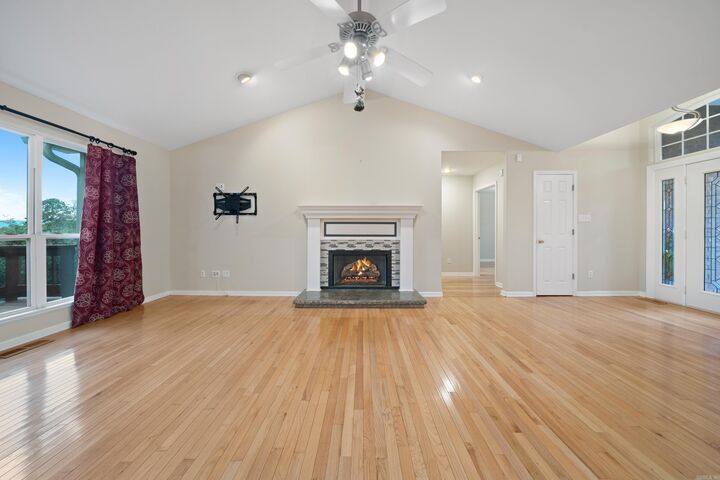 Property Photo:  112 Hunterscove Terrace  AR 71913 