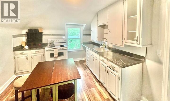Photo de la propriété:  826 Michigan Avenue 2  ON N7V 1L6