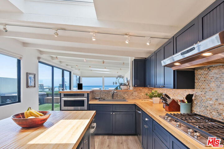 Property Photo:  23356 Aka 107 Malibu Colony Rd  CA 90265 