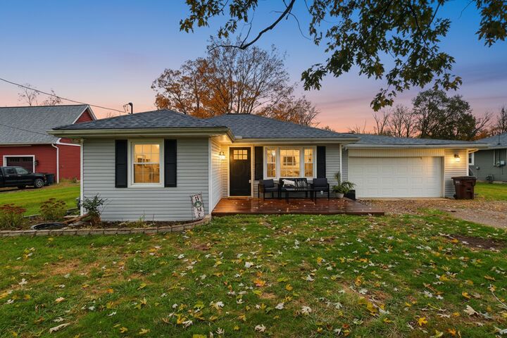 Property Photo:  15360 State Route 104  OH 43103 